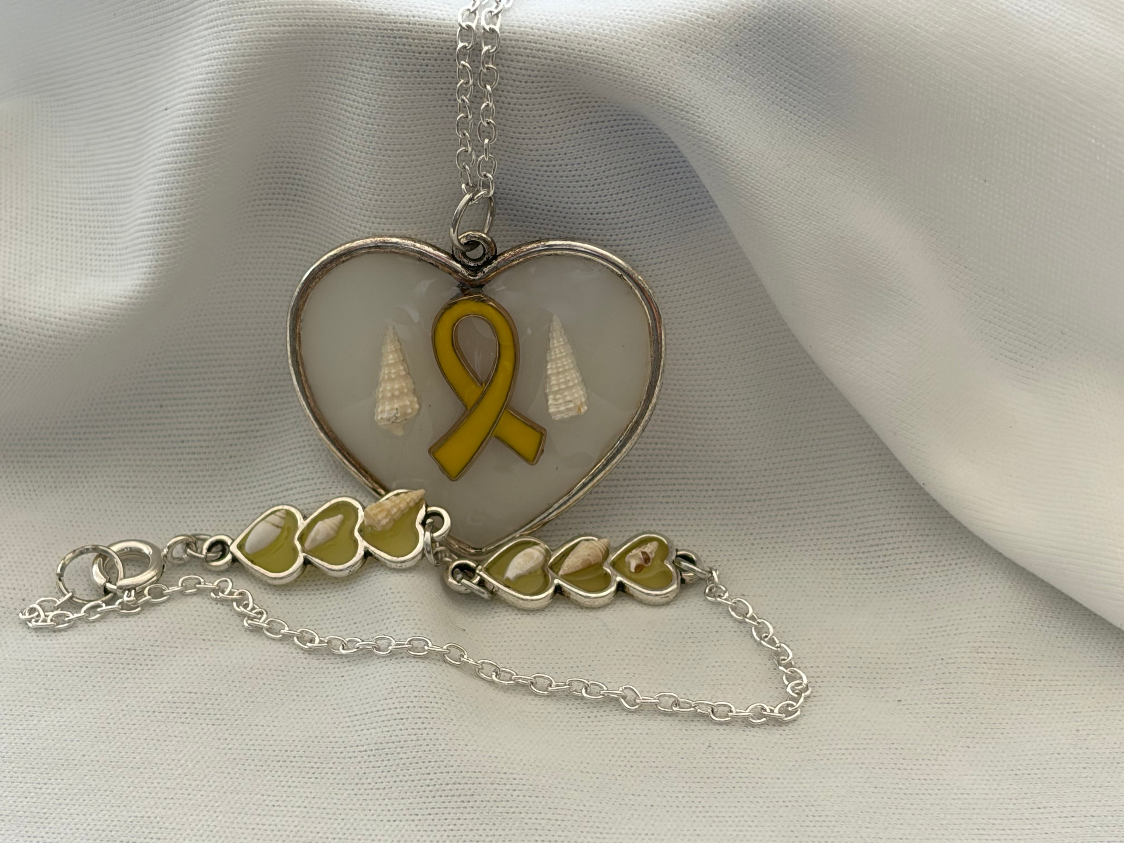 Silver Hope- Yellow RIbbon Coastal Set